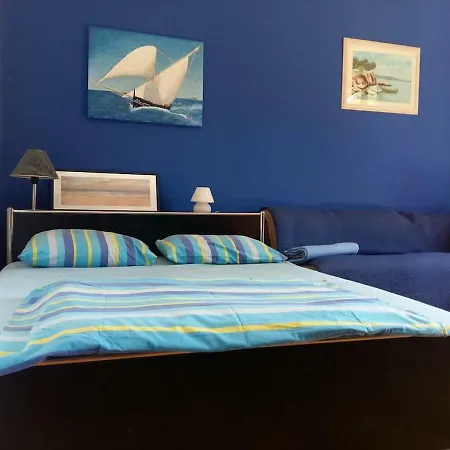 By The Sea Apartment