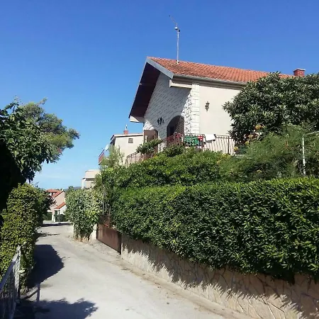 By The Sea Apartment